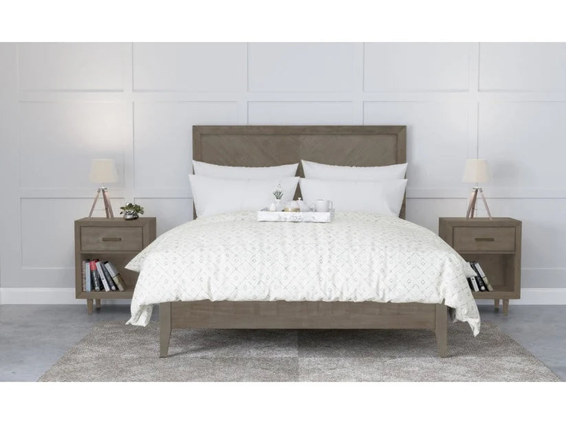 Retro Wood 3-pc Bedroom Set